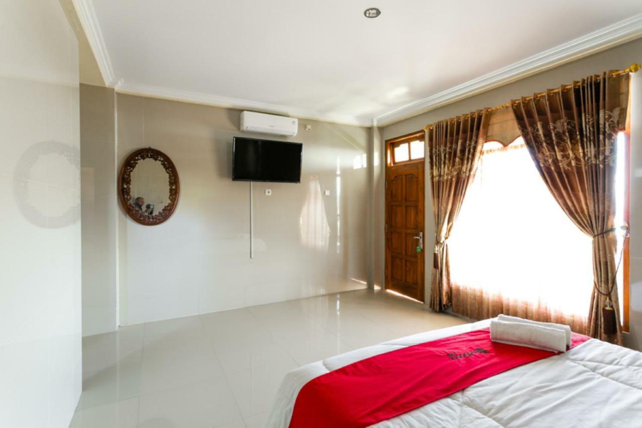 Reddoorz Near Parangtritis Beach Exterior photo